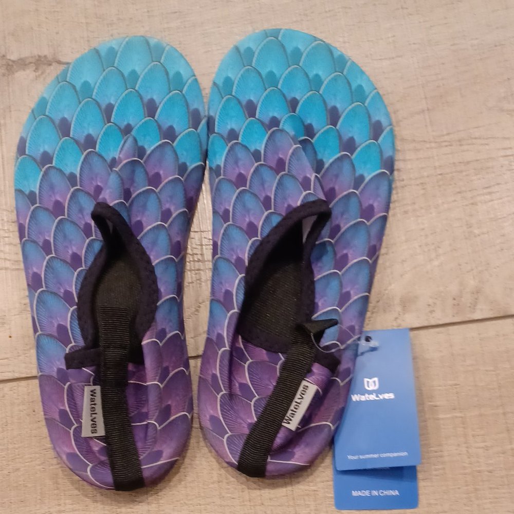 Unisex Watelves Water Shoes/Aqua Socks with Fishscale Design for Swimming, Beach